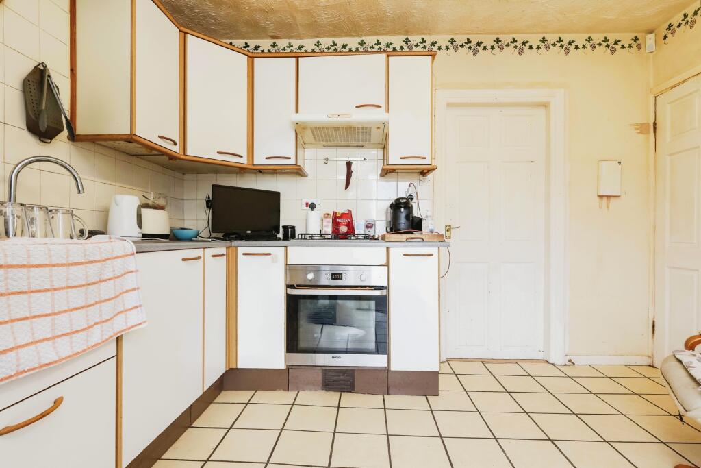 3 bed Semi-Detached