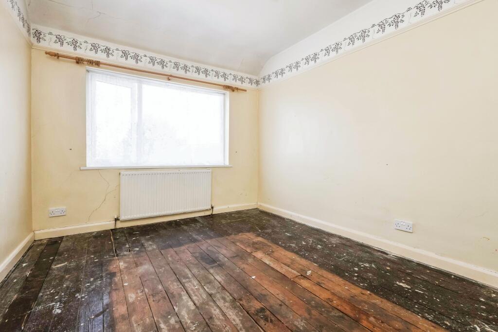 3 bed Semi-Detached