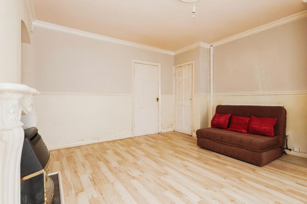 3 bed Semi-Detached