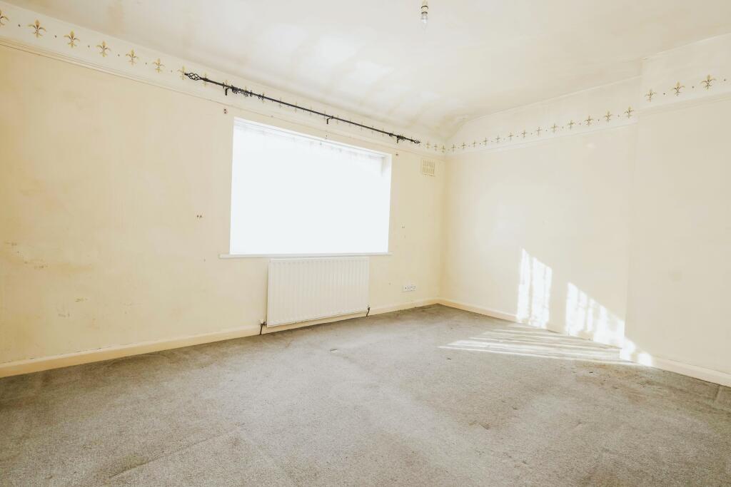 3 bed Semi-Detached