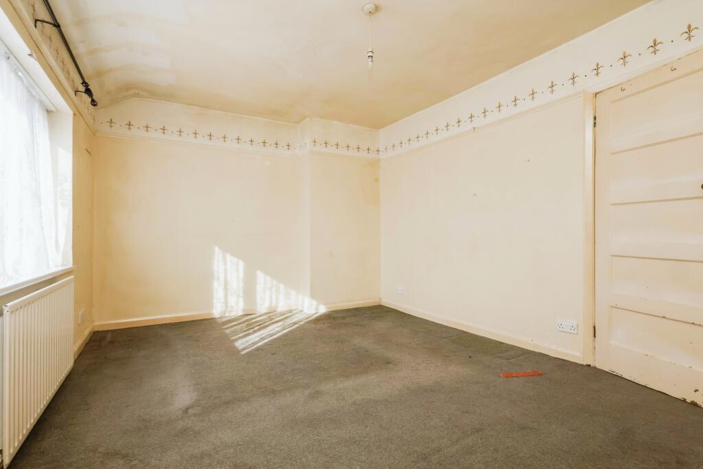3 bed Semi-Detached