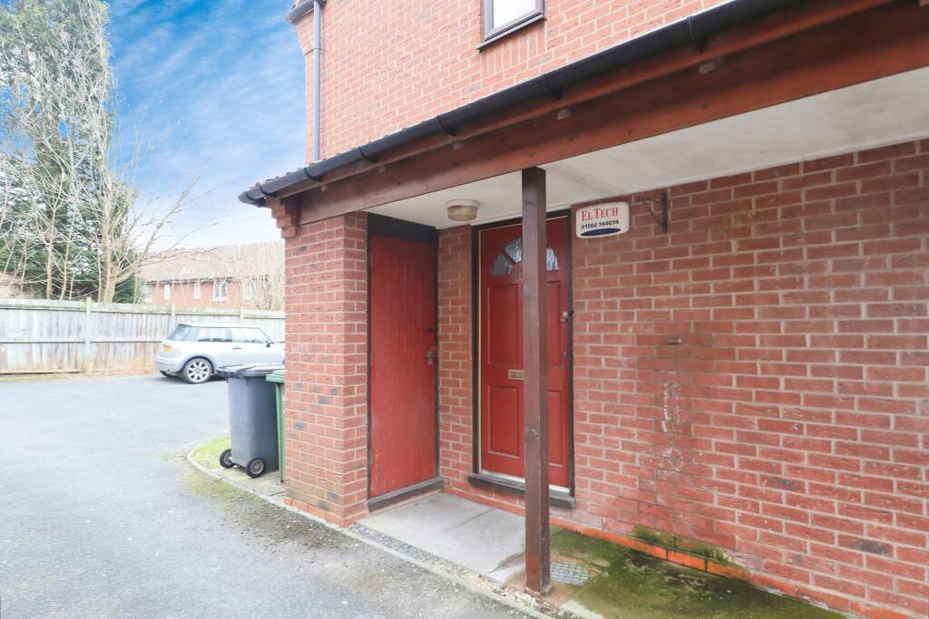1 bed Apartment