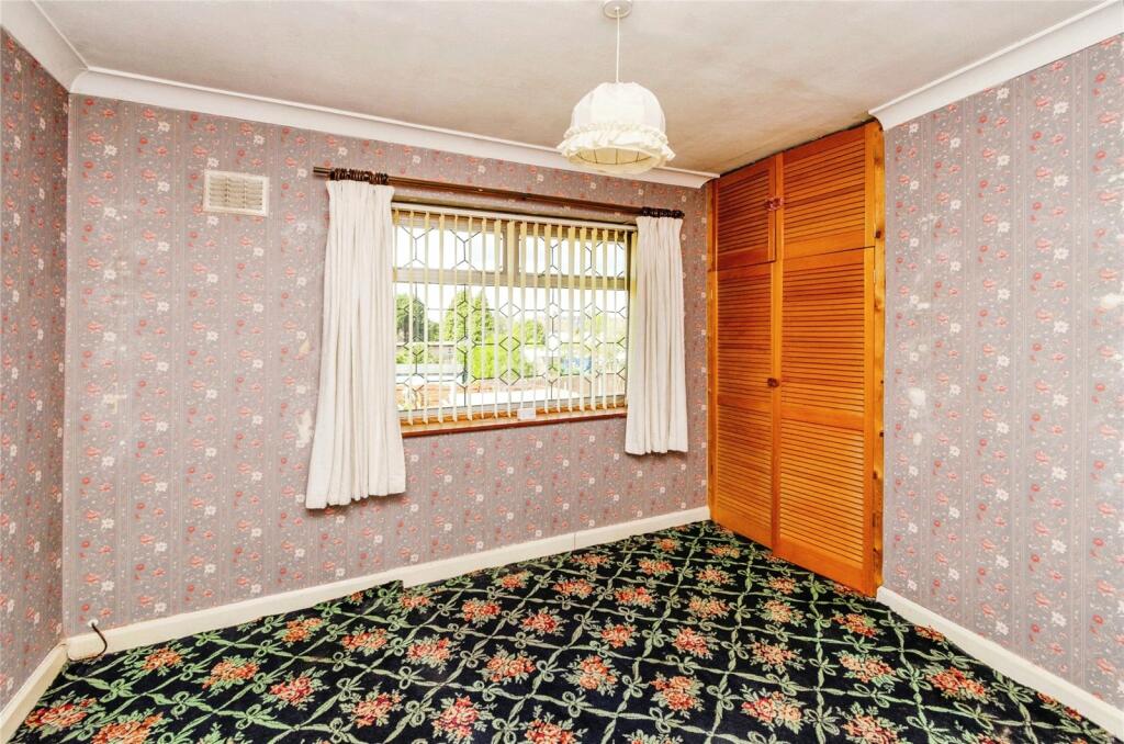 3 bed Semi-Detached