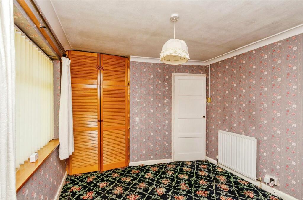 3 bed Semi-Detached