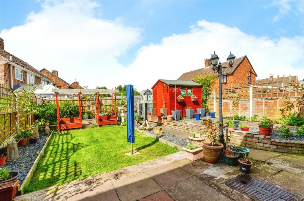 3 bed Semi-Detached