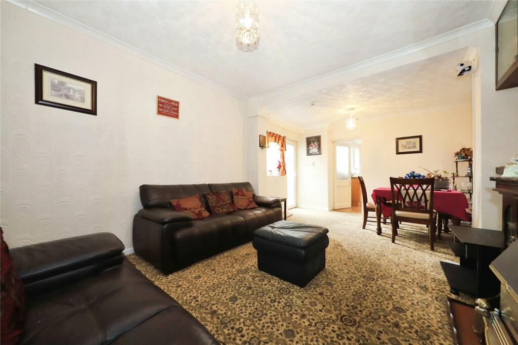 2 bed House