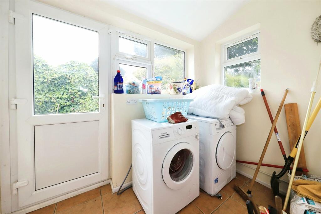 2 bed House