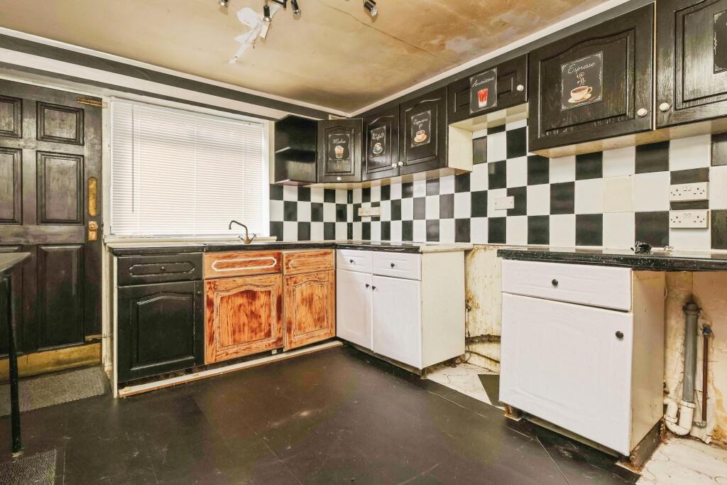 2 bed Ground Maisonette