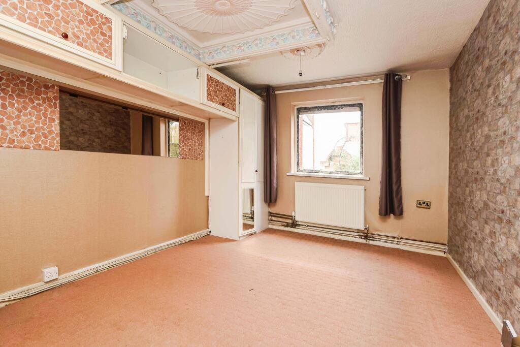 2 bed Ground Maisonette