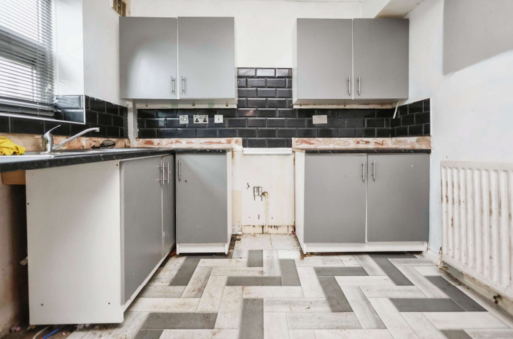 3 bed End of Terrace
