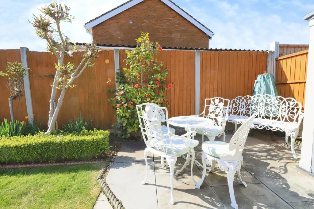 2 bed Bungalow