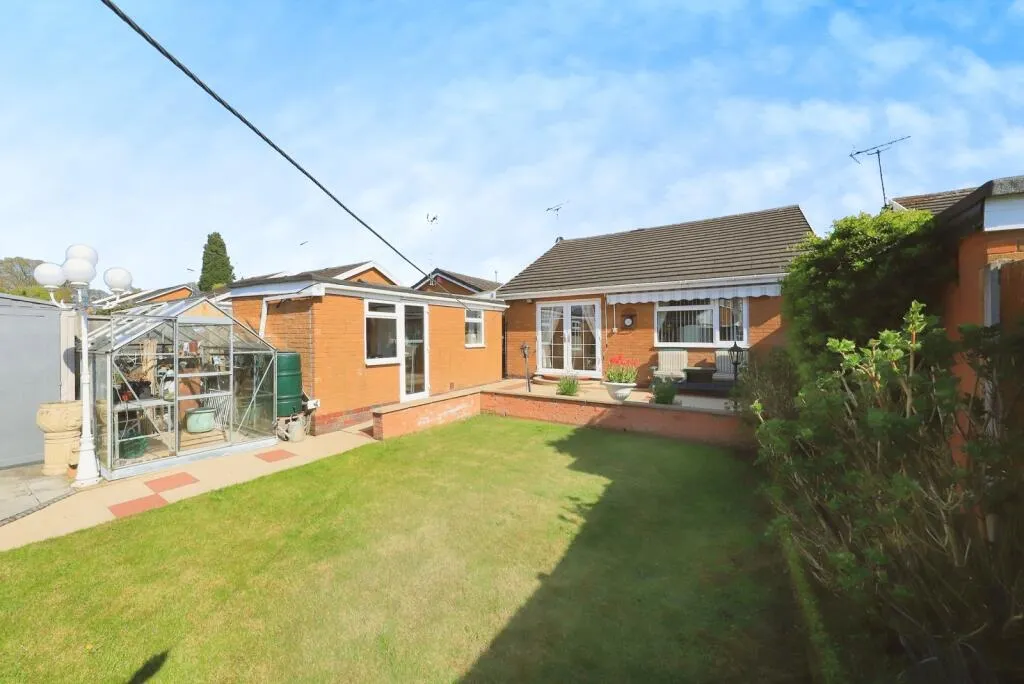 2 bed Bungalow