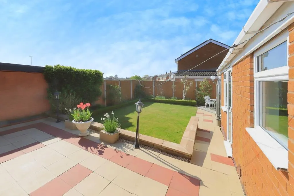 2 bed Bungalow