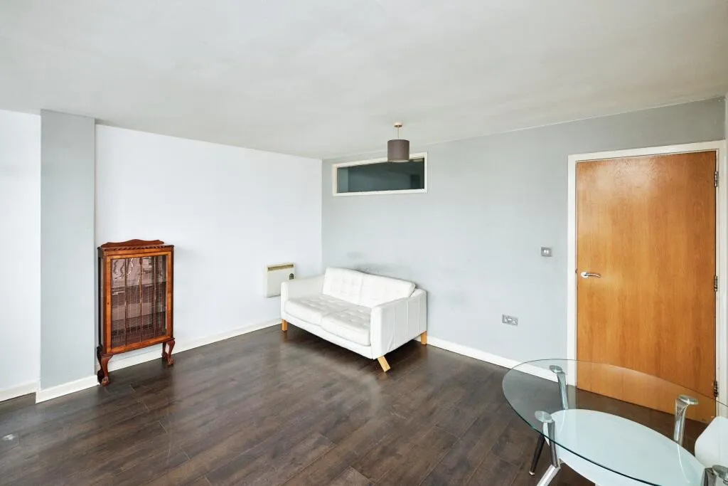1 bed Apartment