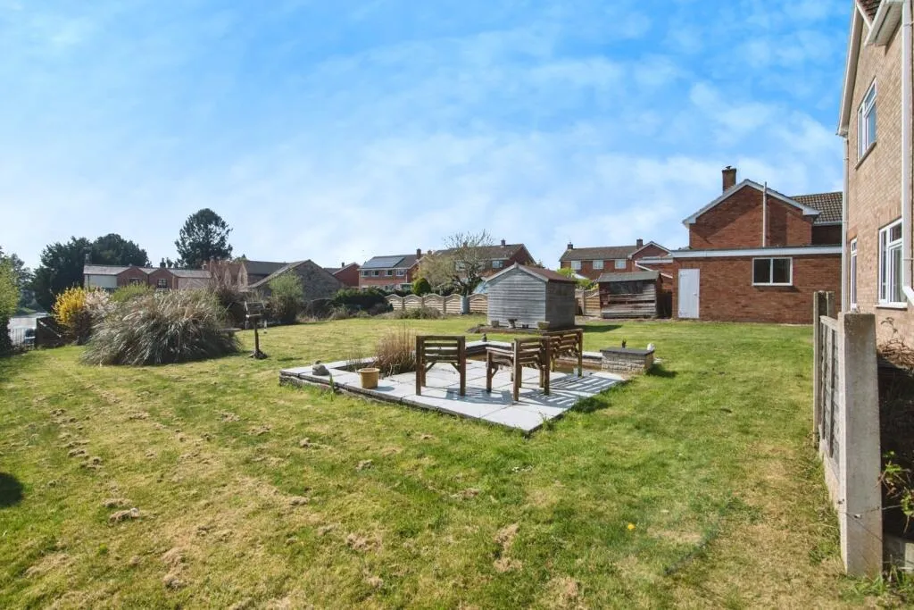 3 bed Detached