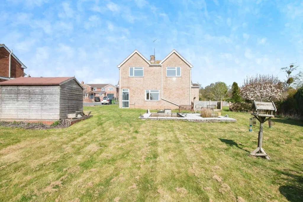 3 bed Detached