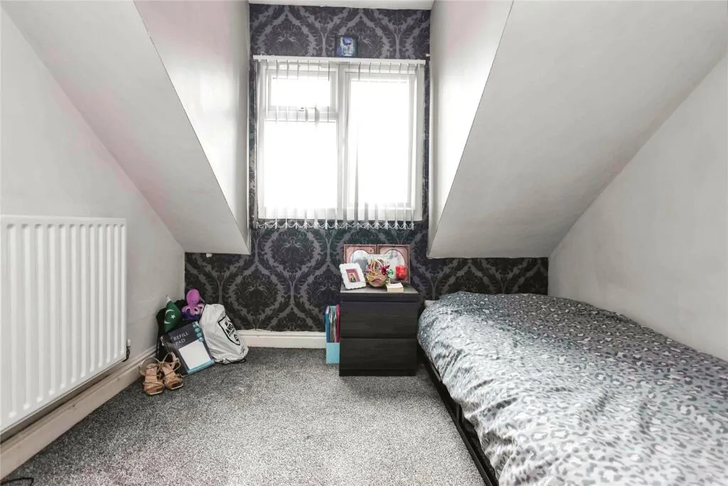 4 bed Terraced