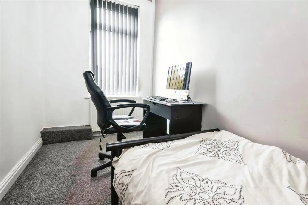 4 bed Terraced