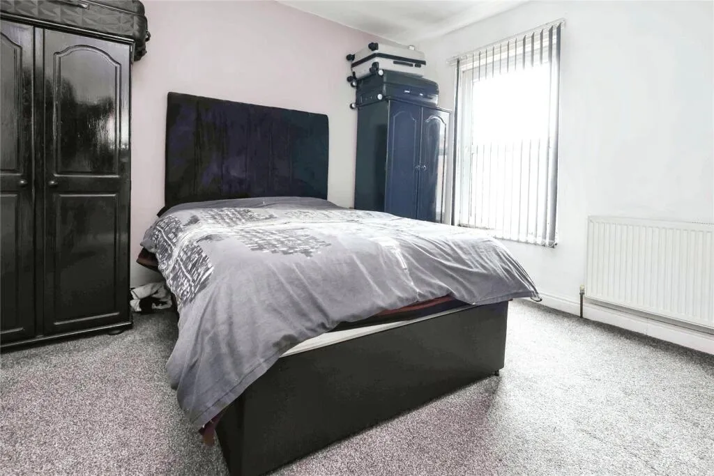 4 bed Terraced