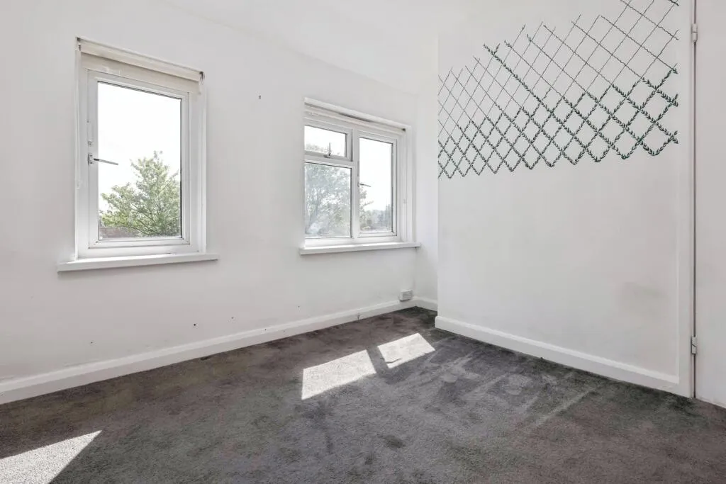 2 bed End of Terrace