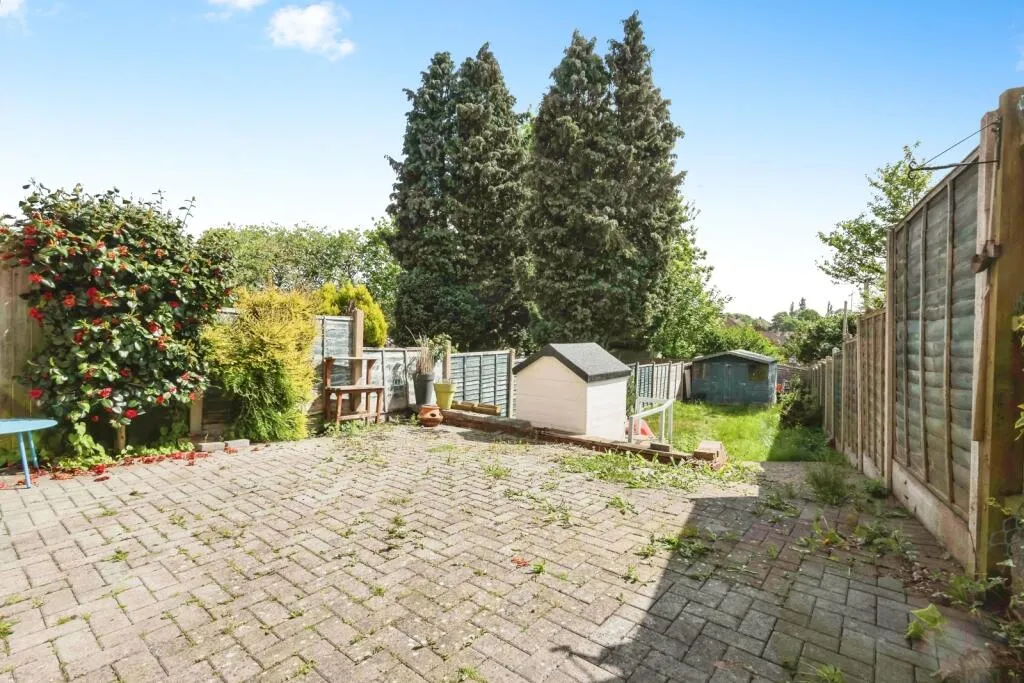 2 bed End of Terrace