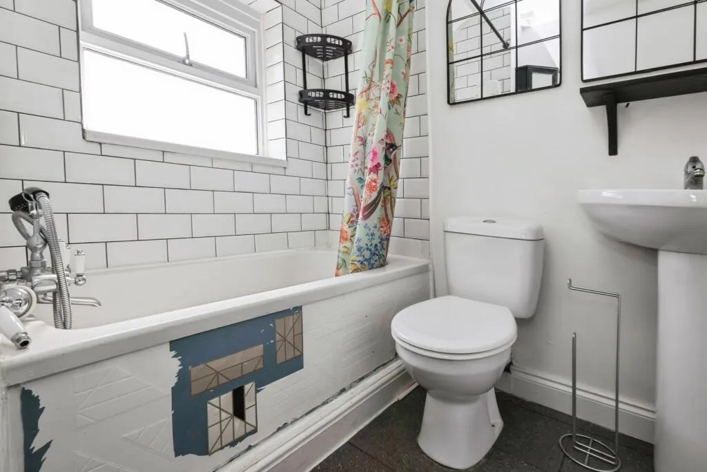 2 bed End of Terrace