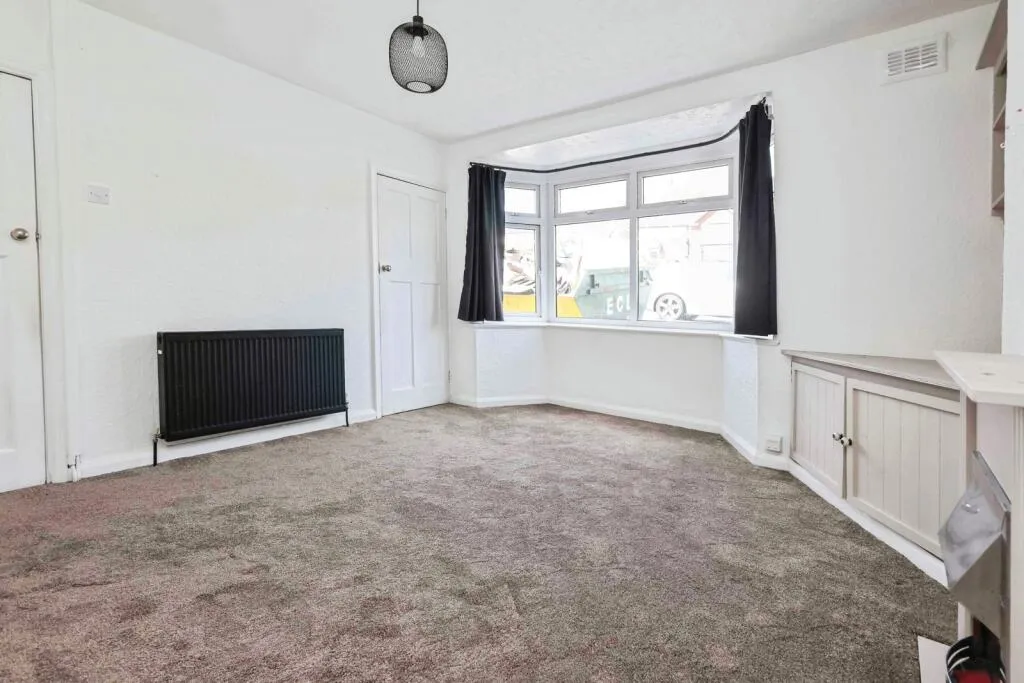 2 bed End of Terrace