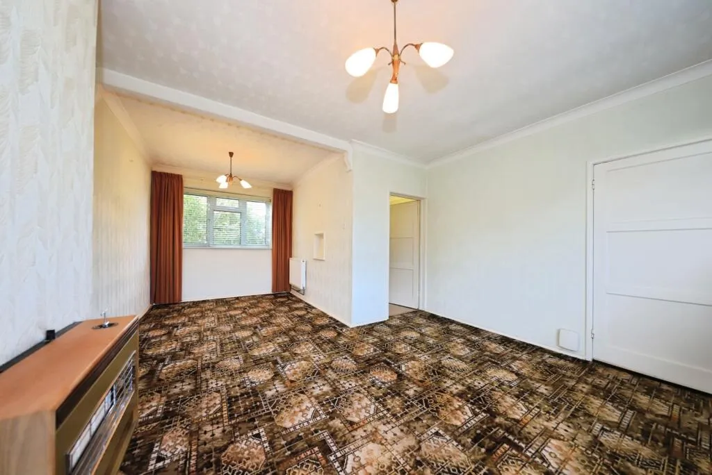3 bed Semi-Detached