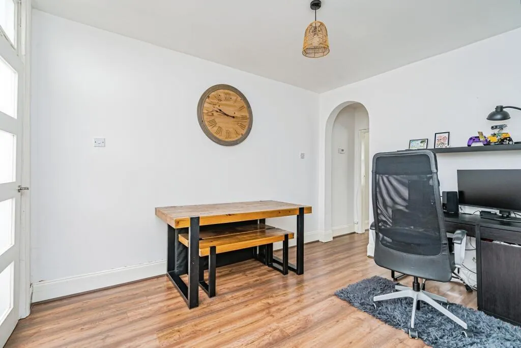 2 bed Terraced