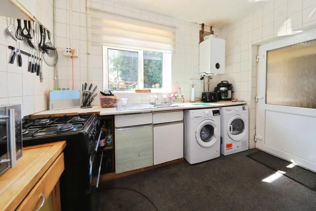 2 bed Semi-Detached