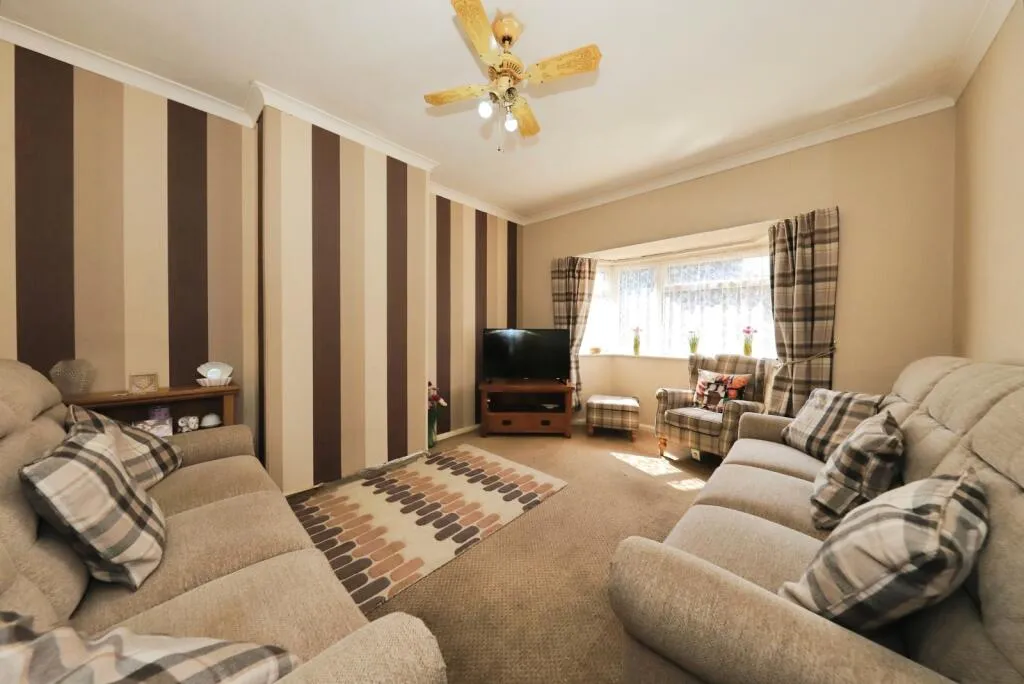 2 bed Semi-Detached