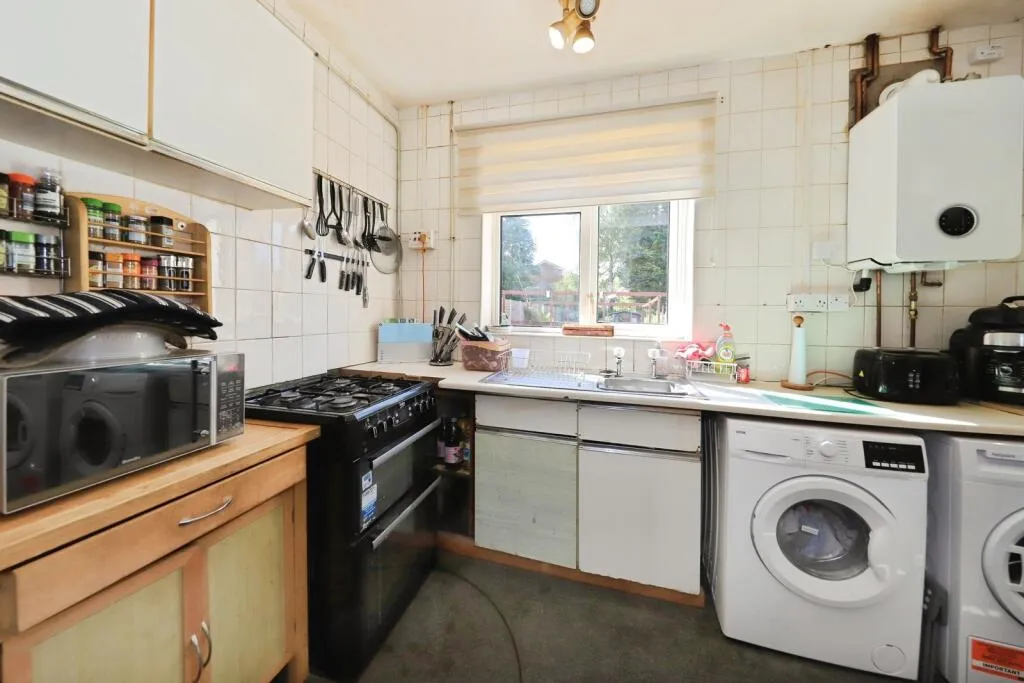 2 bed Semi-Detached