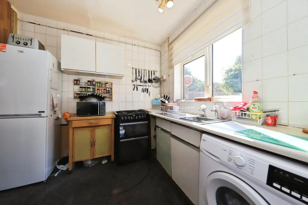 2 bed Semi-Detached