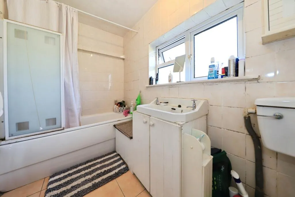 2 bed Semi-Detached