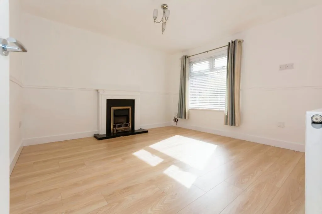 3 bed Terraced