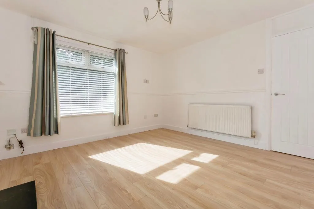 3 bed Terraced