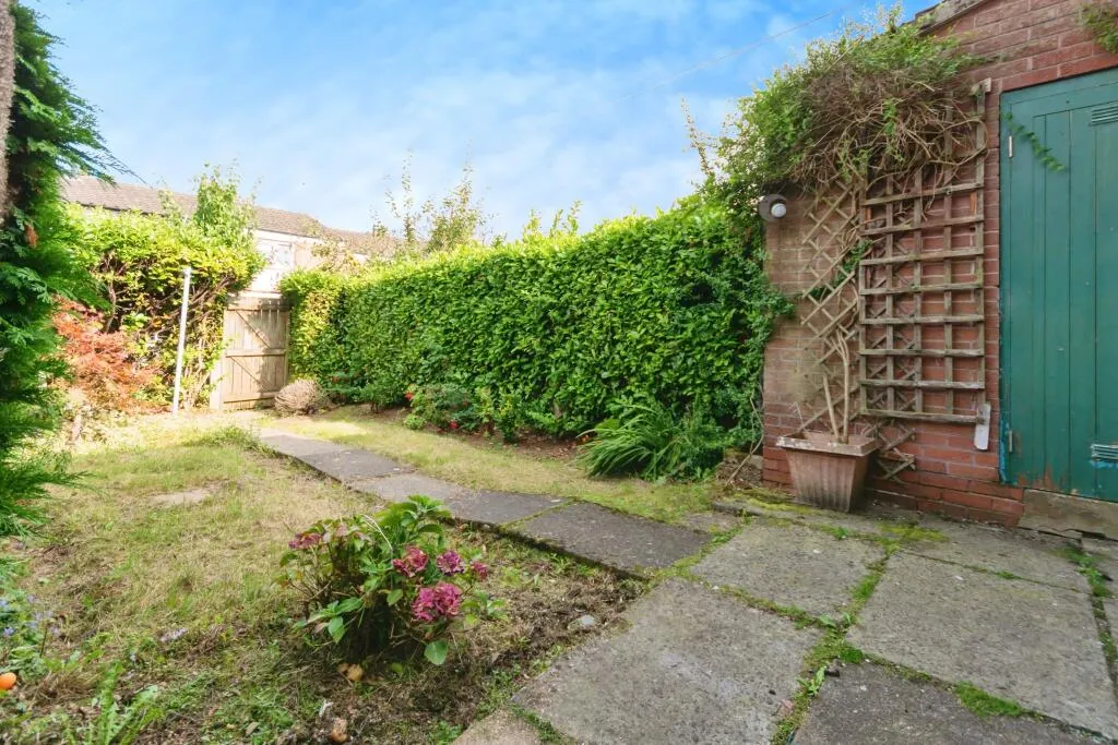 3 bed Terraced