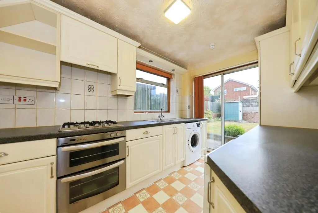 3 bed Semi-Detached