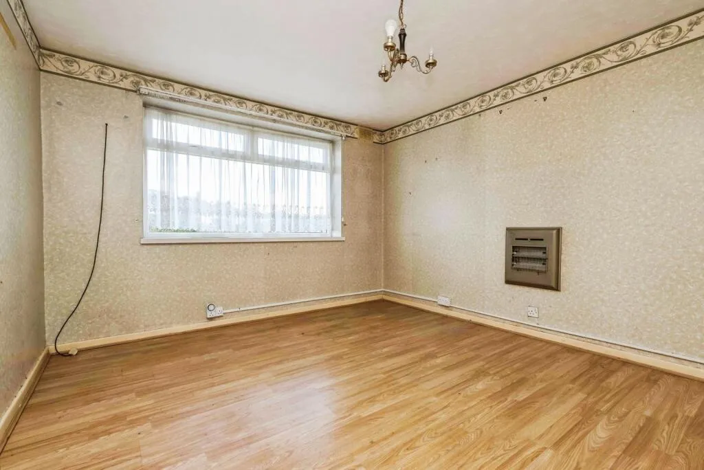3 bed Semi-Detached