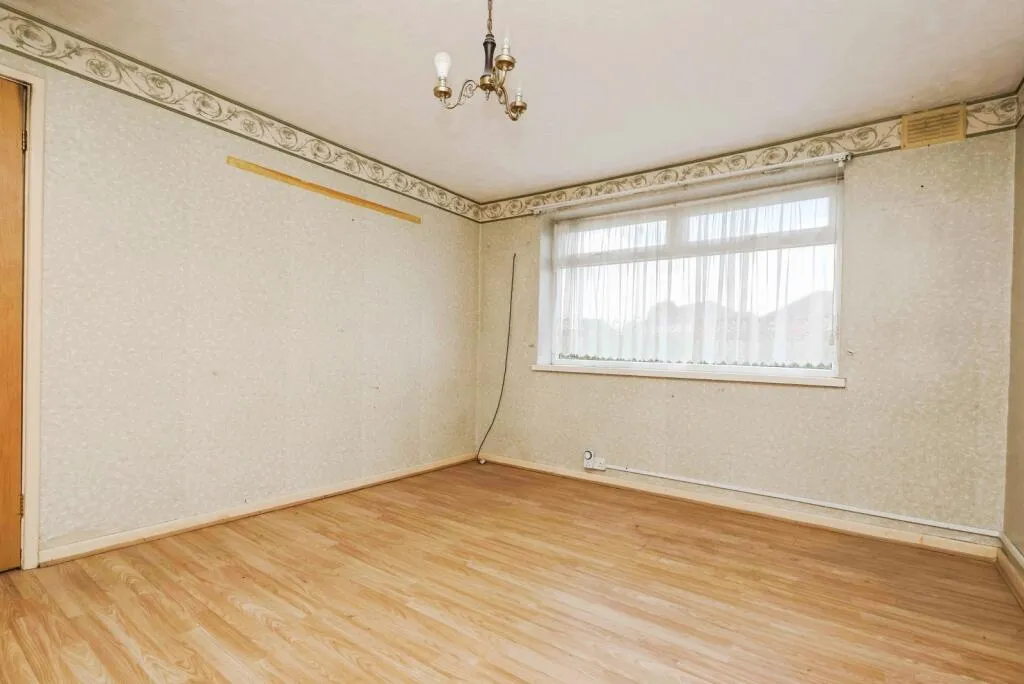 3 bed Semi-Detached
