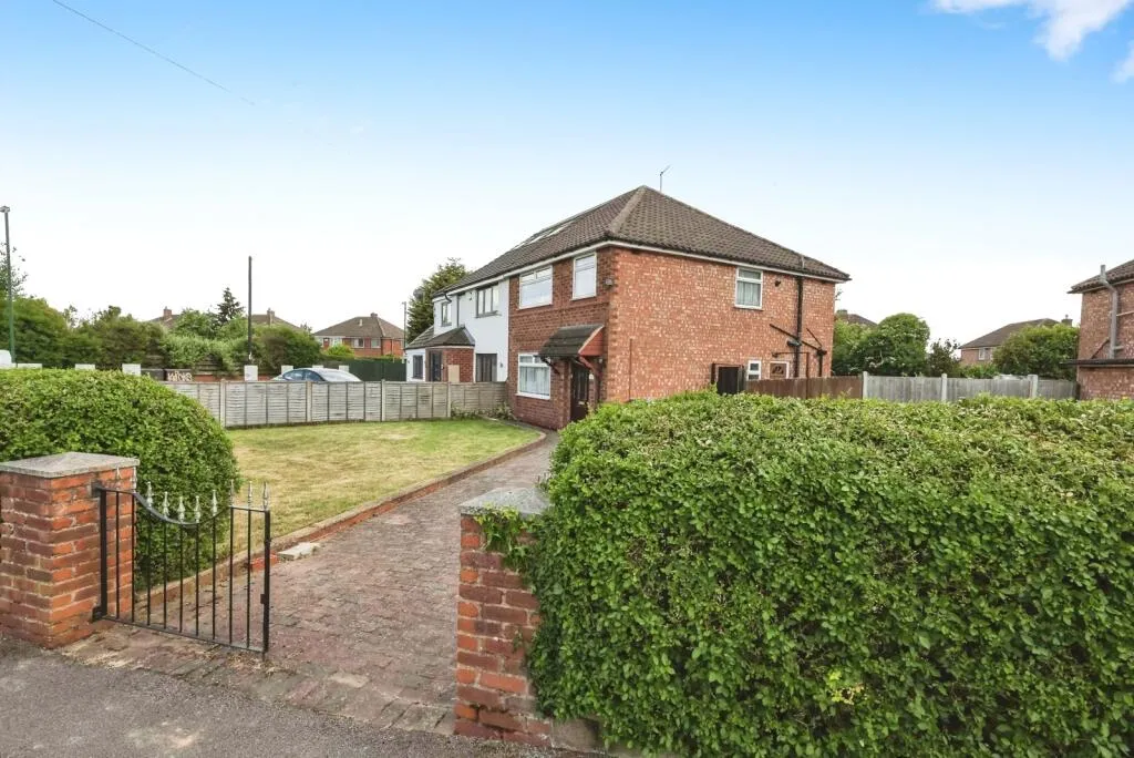 3 bed Semi-Detached
