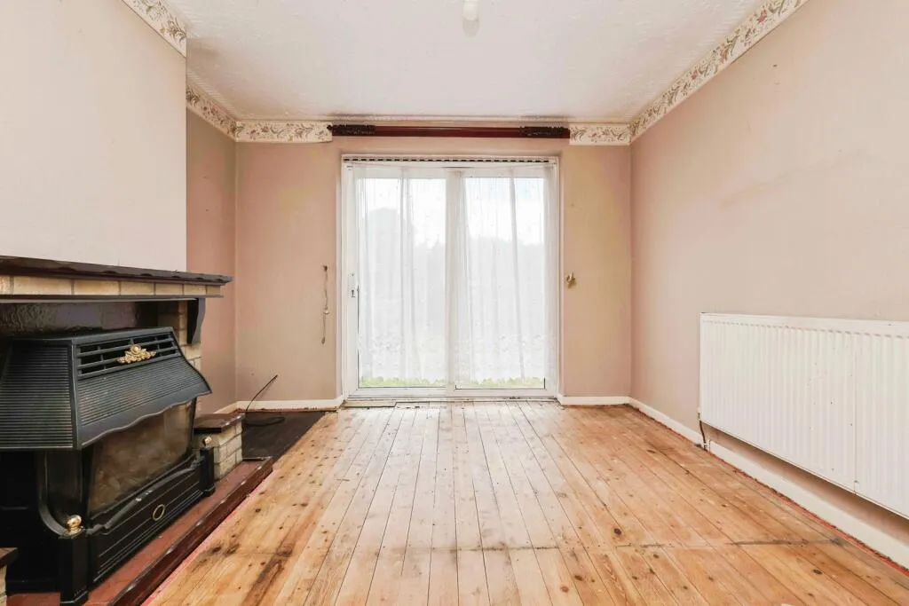 3 bed Semi-Detached