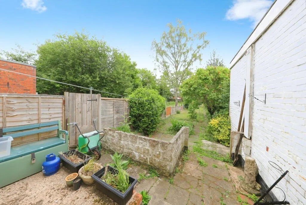 2 bed Semi-Detached