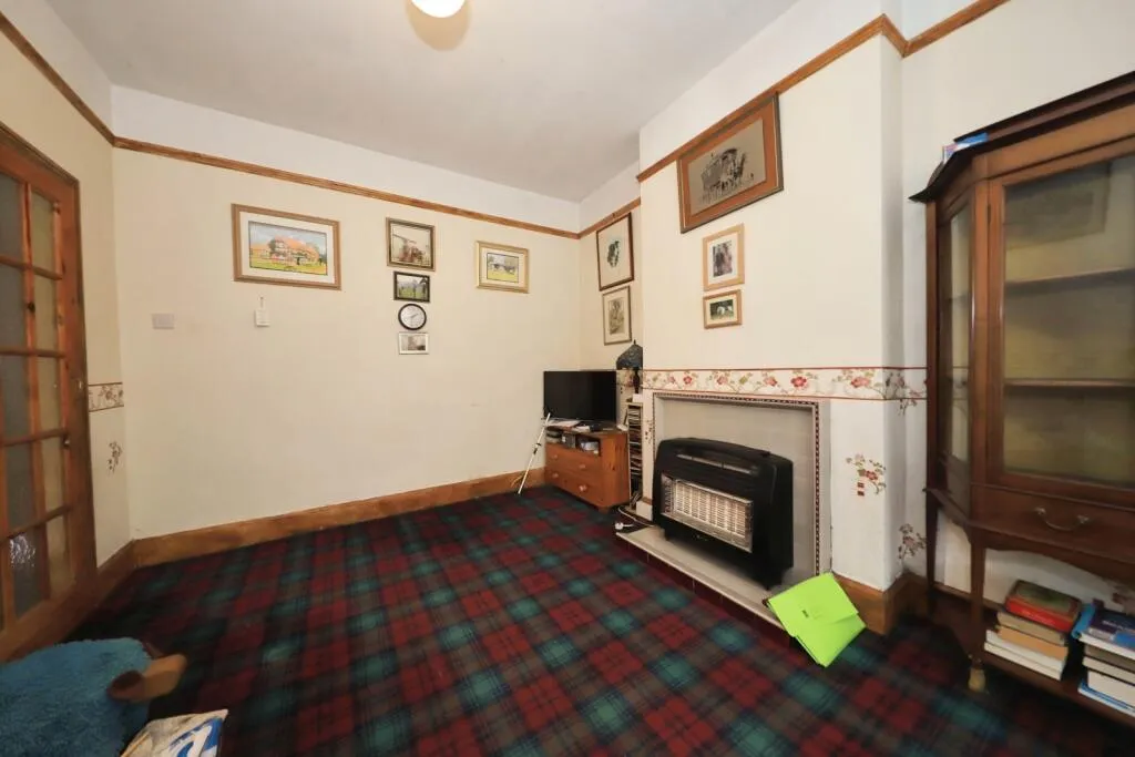 2 bed Semi-Detached