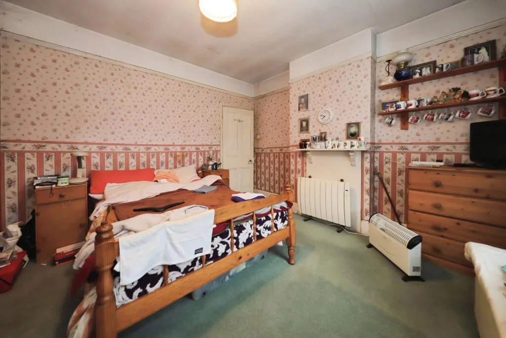 2 bed Semi-Detached