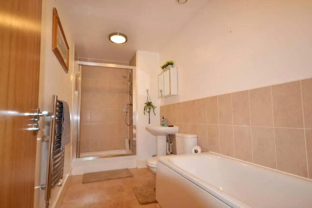 2 bed Apartment