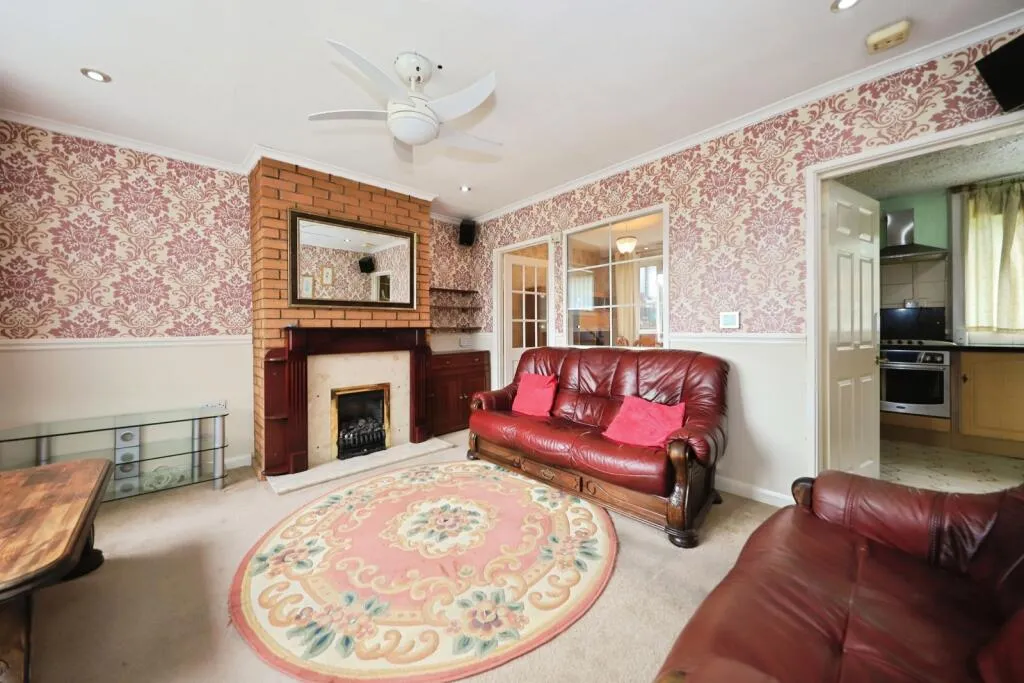 3 bed Semi-Detached