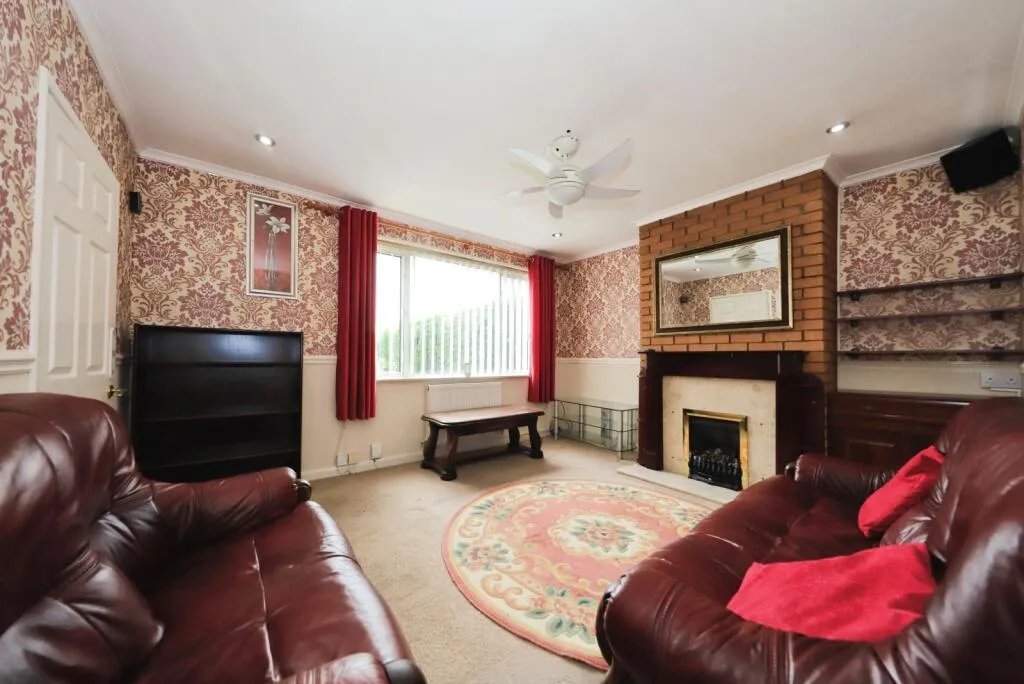 3 bed Semi-Detached