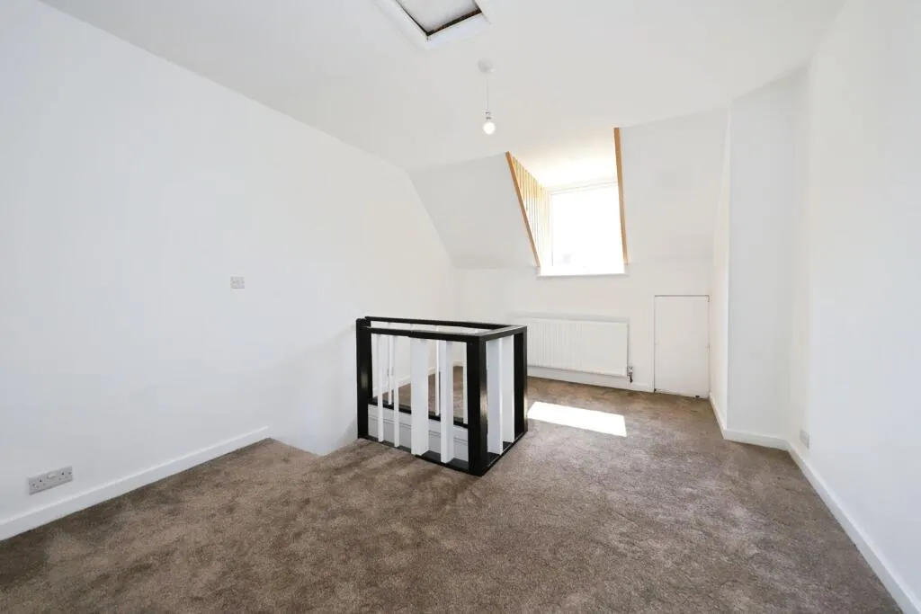 3 bed Terraced