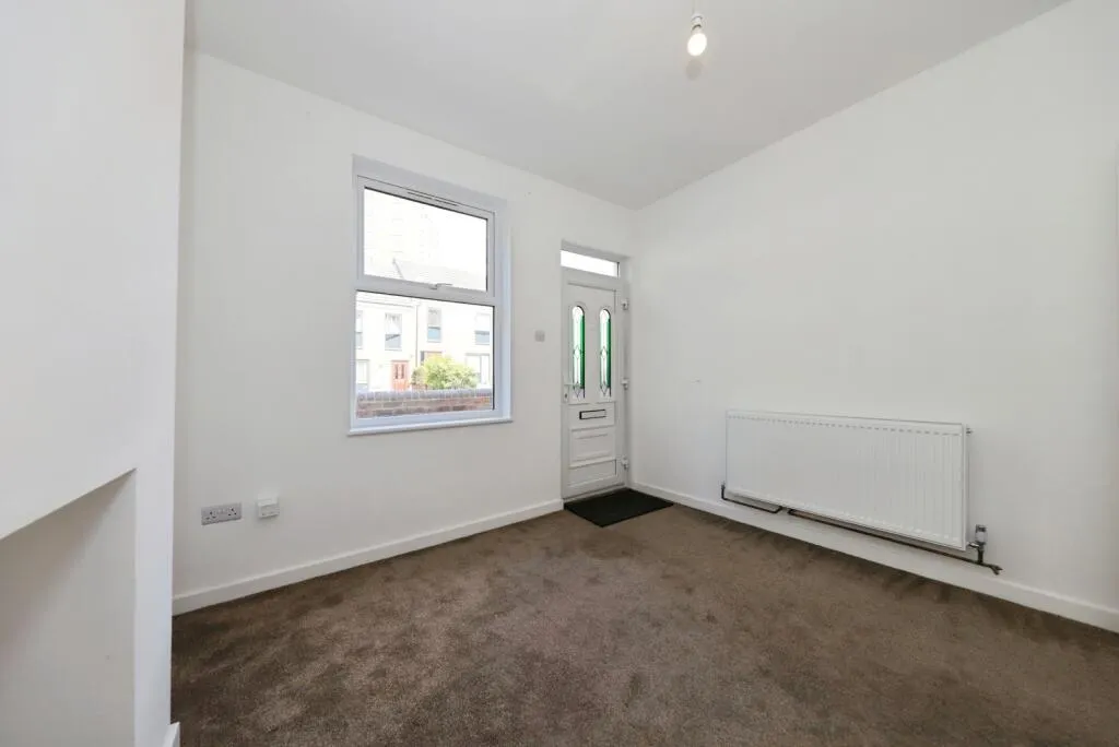 3 bed Terraced